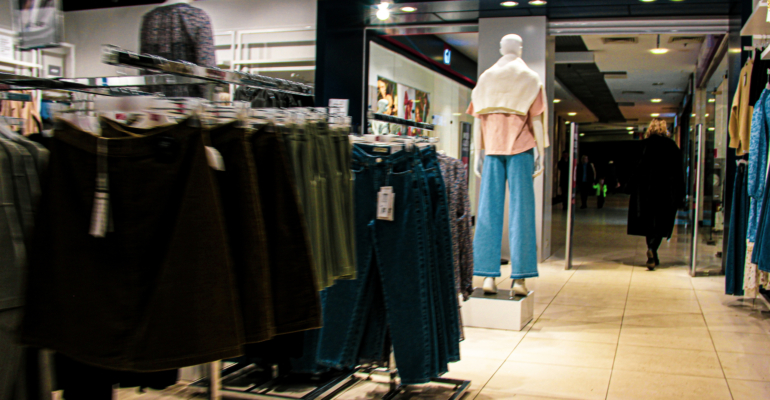 Клёш на борту: как модный тренд родился из необходимости выжить