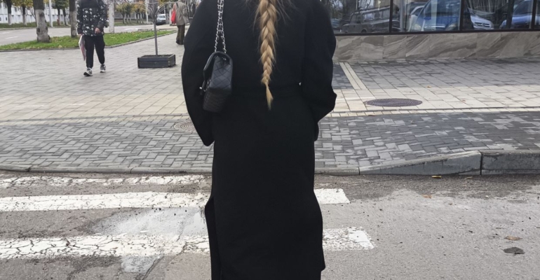 Ваше пальто устарело: 5 деталей, которые сразу выдают фасоны прошлого