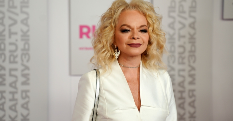 Эксперт по психобезопасности разобрал обращение Долиной о квартирном скандале