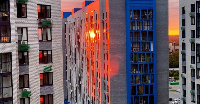 Лунный календарь на 8 декабря 2025: день внутренней алхимии под знаком Скорпиона